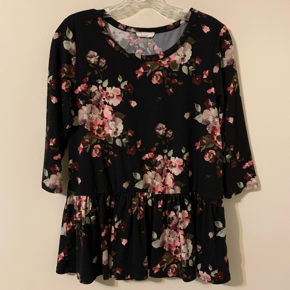 Les Amis Tops - Floral Top by LES AMIS size Small